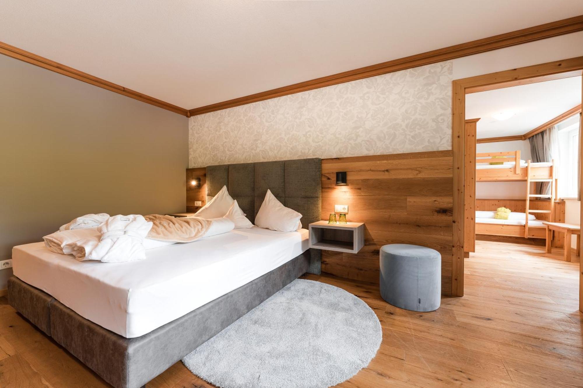 Vitalpina Hotel Magdalenahof サンタ・マッダレーナ・イン・カジーエス エクステリア 写真